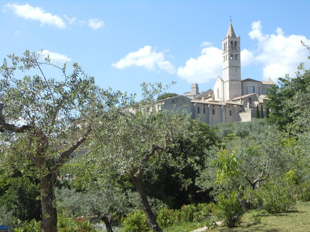 La Casa Di Famiglia Apartment Assisi Exterior photo